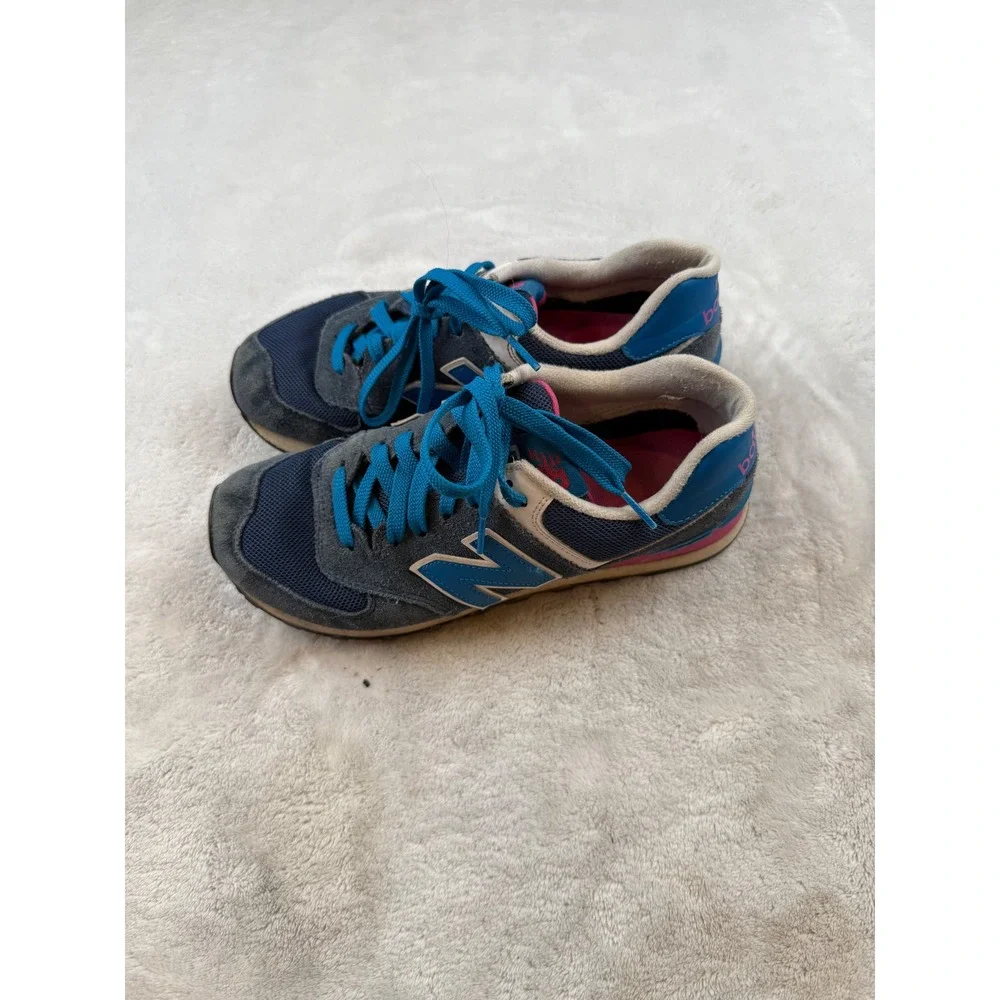 New Balance 574 Women's‎ Sneakers Blue Suede Athletic Walking Shoes